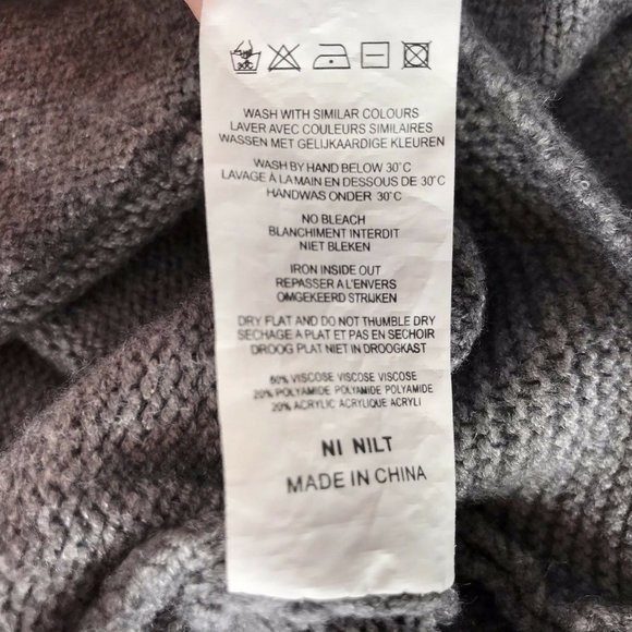 Lola & Liza Pull Over XL Gray Shoulder Grommets - Picture 7 of 8